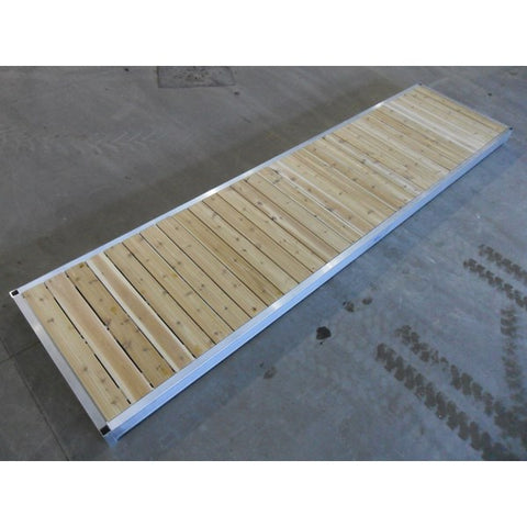 Hewitt Classic Dock 16'